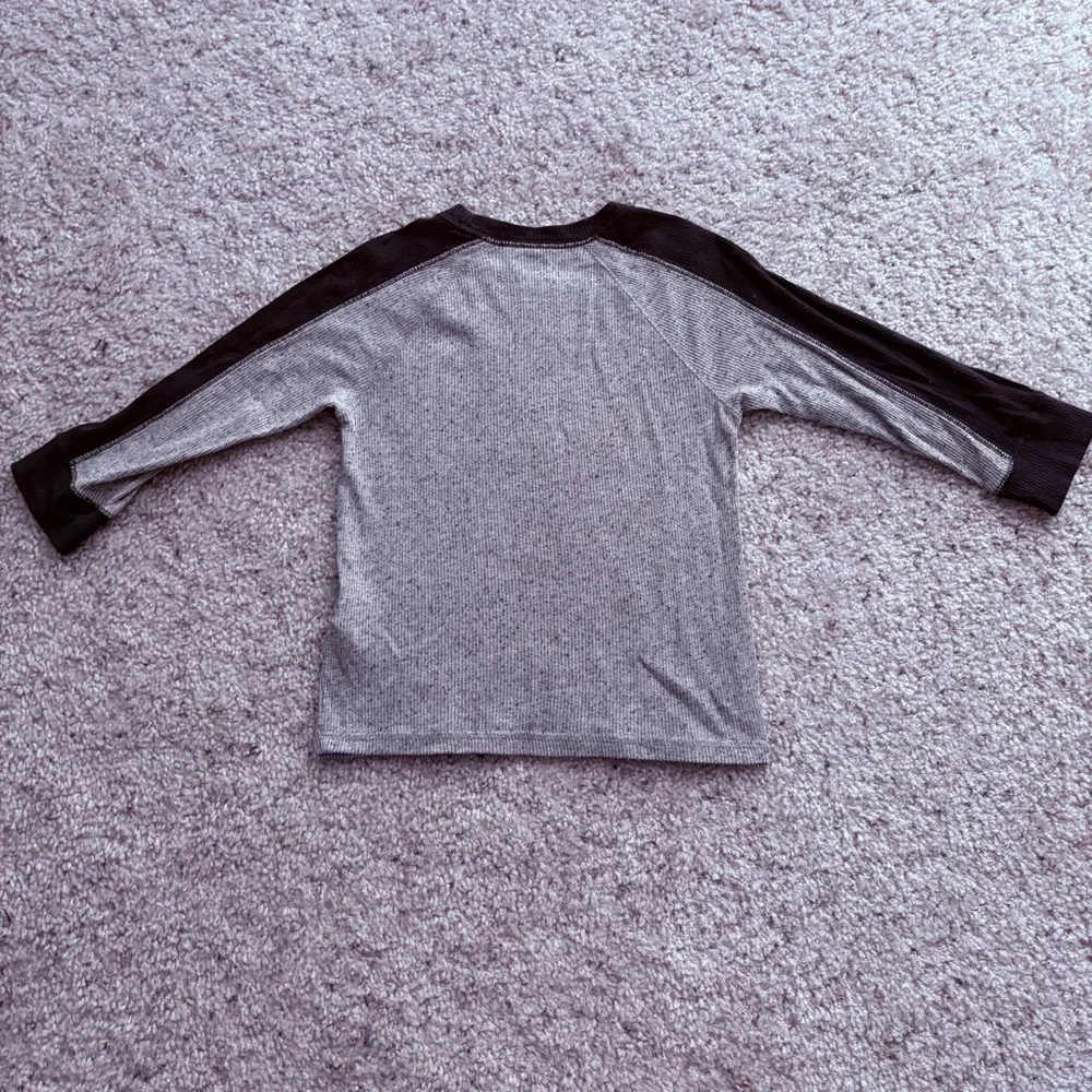 Abercrombie Kids Logo Long Sleeve Shirt Boys Size 3/4